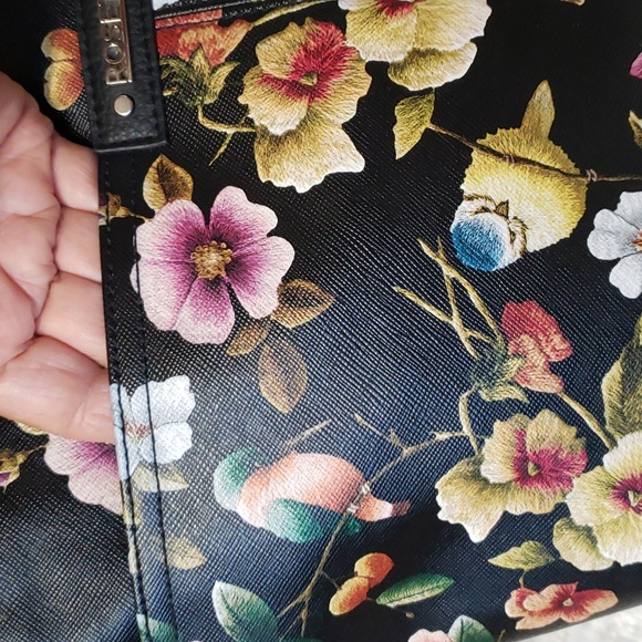 Rosetti Floral And Beautiful Birds Print Black Women's Shoulder Bag - Picture 8 of 17